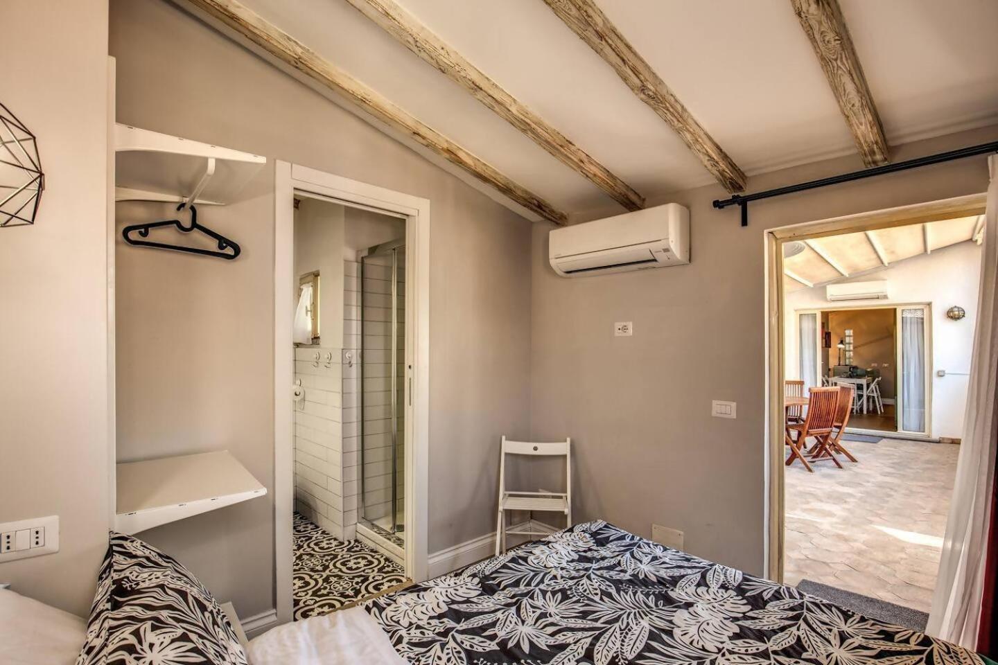 Attic With Terrace By Trevi Fountain Apartment Rome Exterior photo